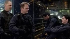 E-SWAT: Cyber Police mirip dengan E-SWAT: Cyber Police