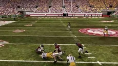 NCAA Football 11 - permainan dalam genre Bisnis / manajemen