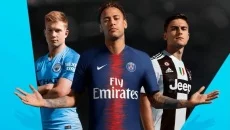 PES 2018 PRO EVOLUTION SOCCER mirip dengan PES 2018 PRO EVOLUTION SOCCER