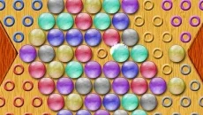 Realistic Chinese Checkers - permainan dalam genre Teka-teki