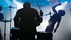 Rock Band - permainan dalam genre Sudut pandang orang ketiga